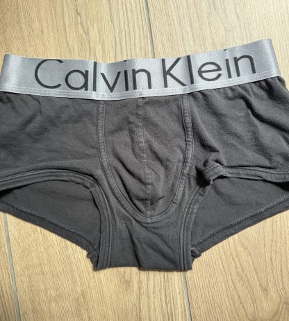 Oliver.jb1’s grey Calvin’s - Image 3
