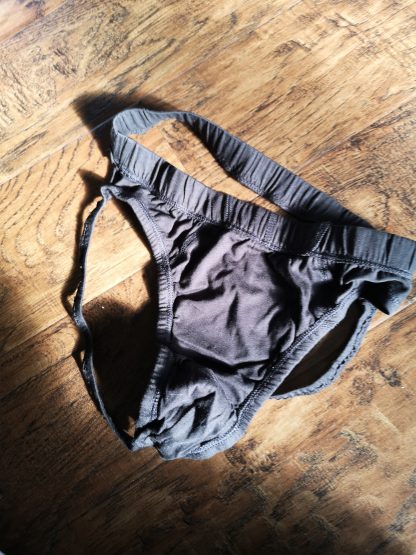 UK 28's black jock - Image 2