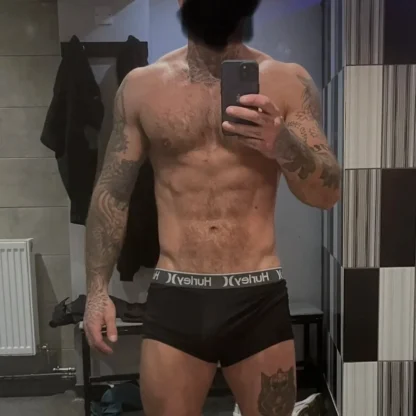 WreckitReece's sweaty Hurley boxers