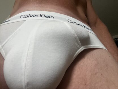 AirlineJosh's White Calvin Klein briefs - Image 4