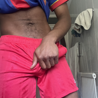 Smellybbcock's stinky red shorts